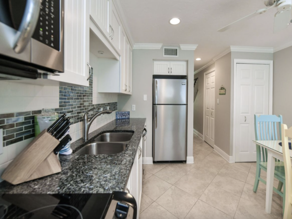 Siesta Key Vacation Rental Townhome One Minute to Beach